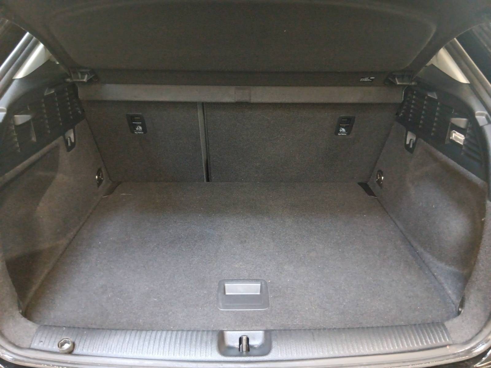 AUDI - Q2 - #841301 - 12