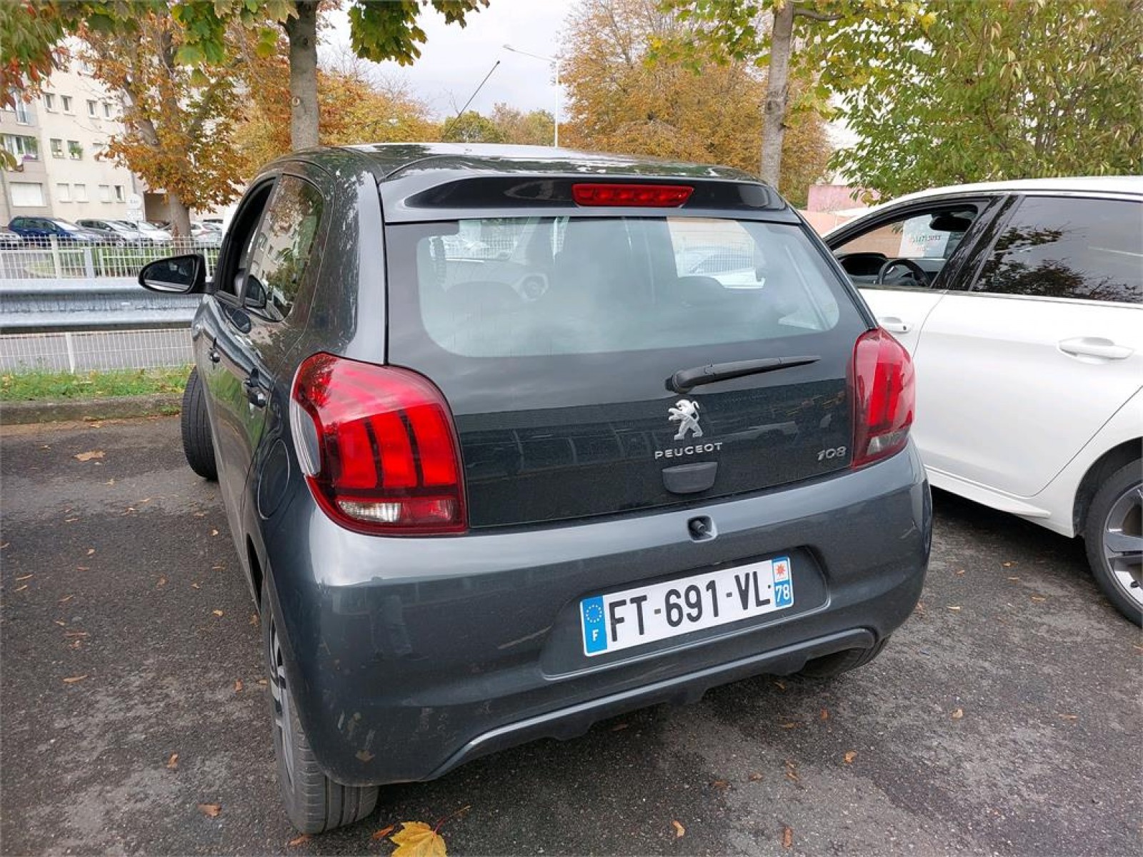 PEUGEOT - 108 - #182014 - 4
