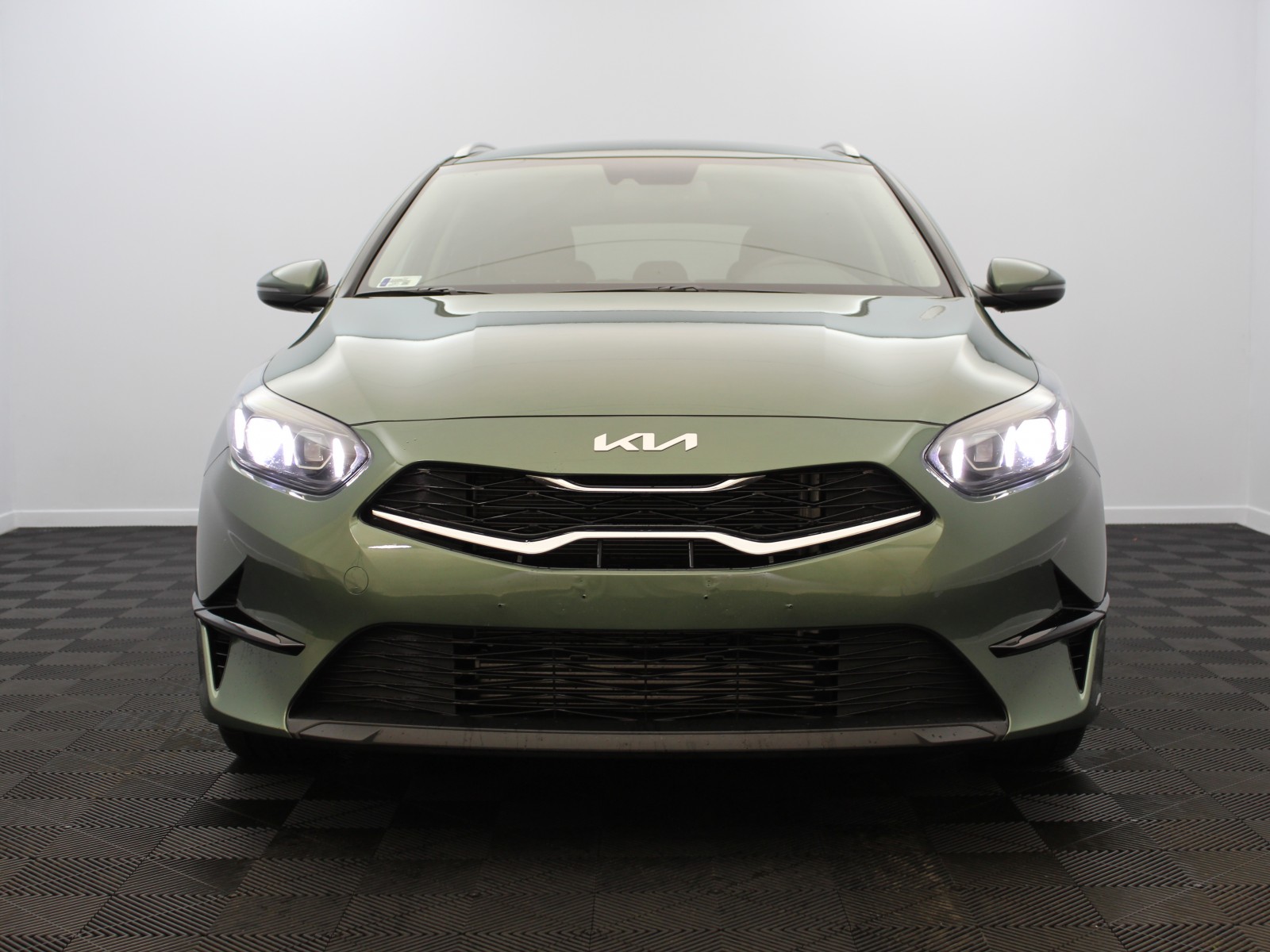 KIA - CEED SW MY21 - #181902 - 4