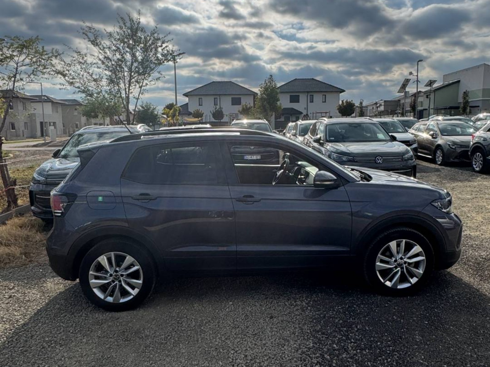 VOLKSWAGEN - T-CROSS - #843555 - 2