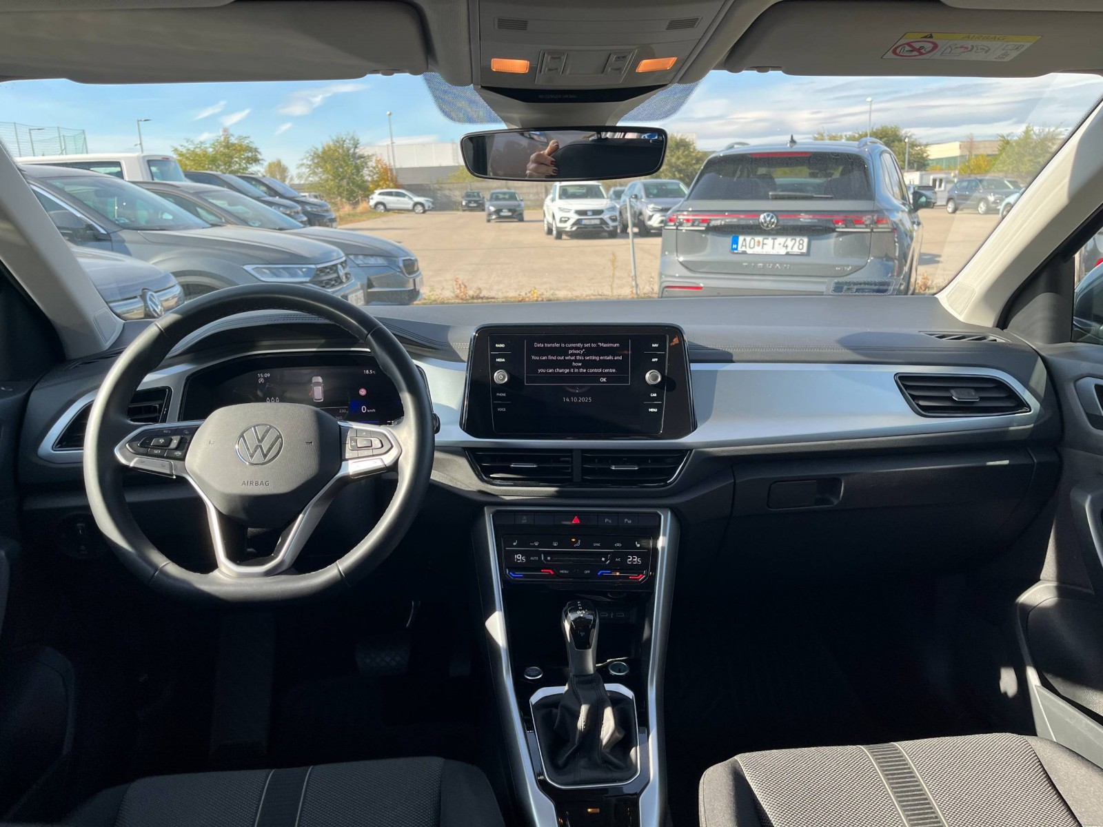 VOLKSWAGEN - T-ROC - #843652 - 5