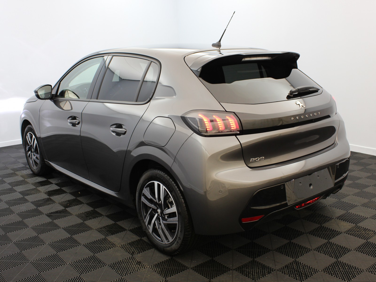 PEUGEOT - 208 - #181876 - 2