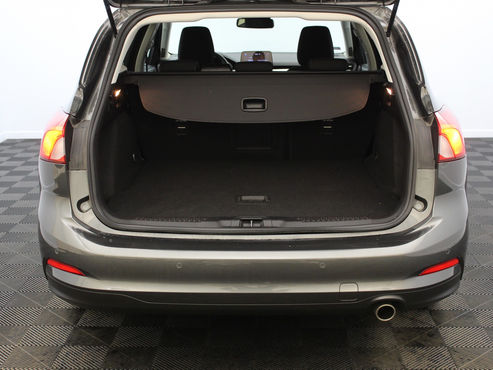 FORD - FOCUS SW - #181729 - 13