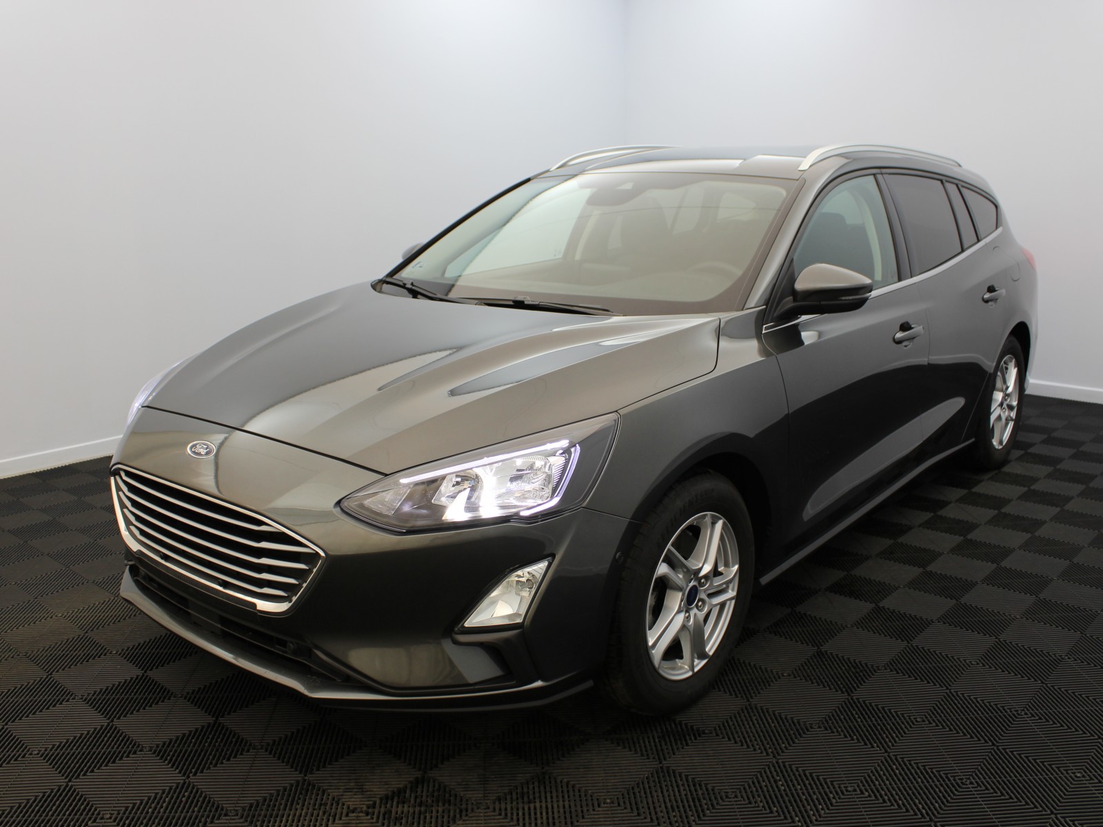 FORD - FOCUS SW - #181729 - 0