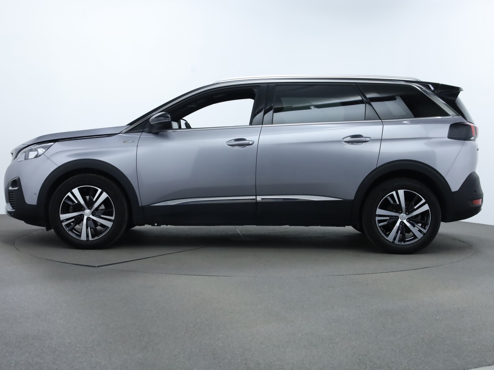 PEUGEOT - 5008 - #182077 - 10