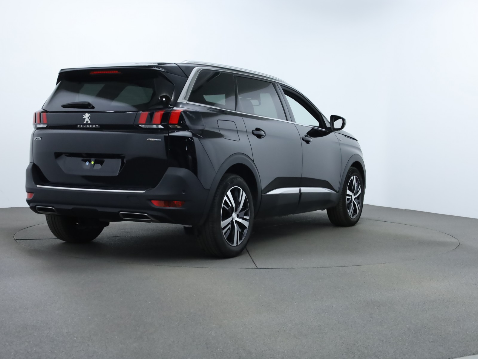 PEUGEOT - 5008 - #182078 - 6