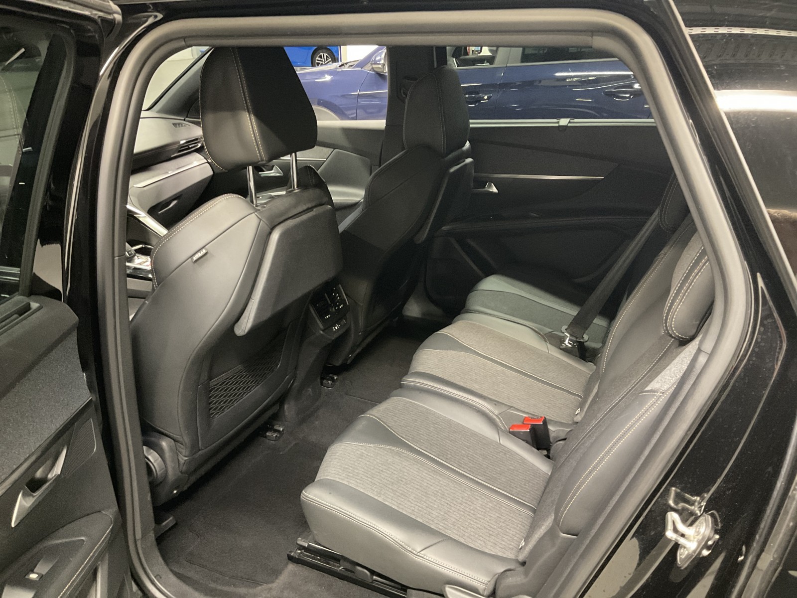 PEUGEOT - 5008 - #182078 - 16