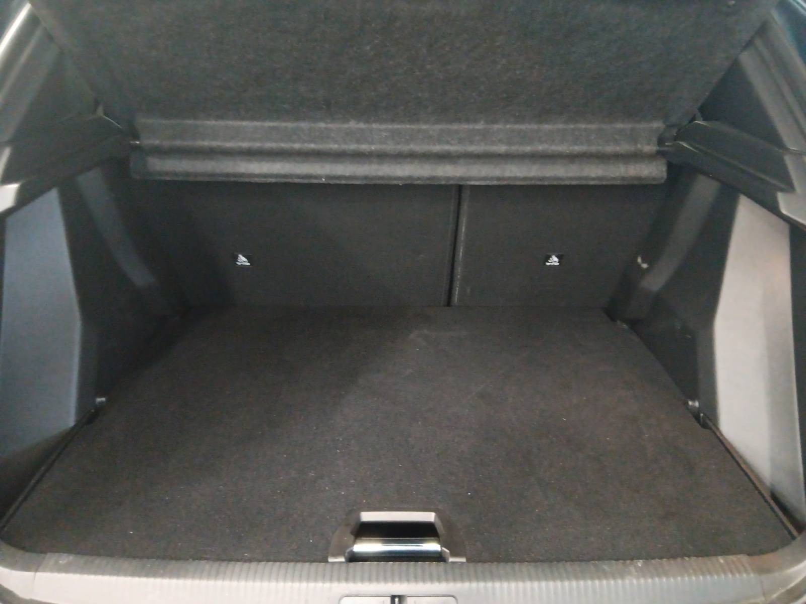 PEUGEOT - 2008 - #843972 - 12