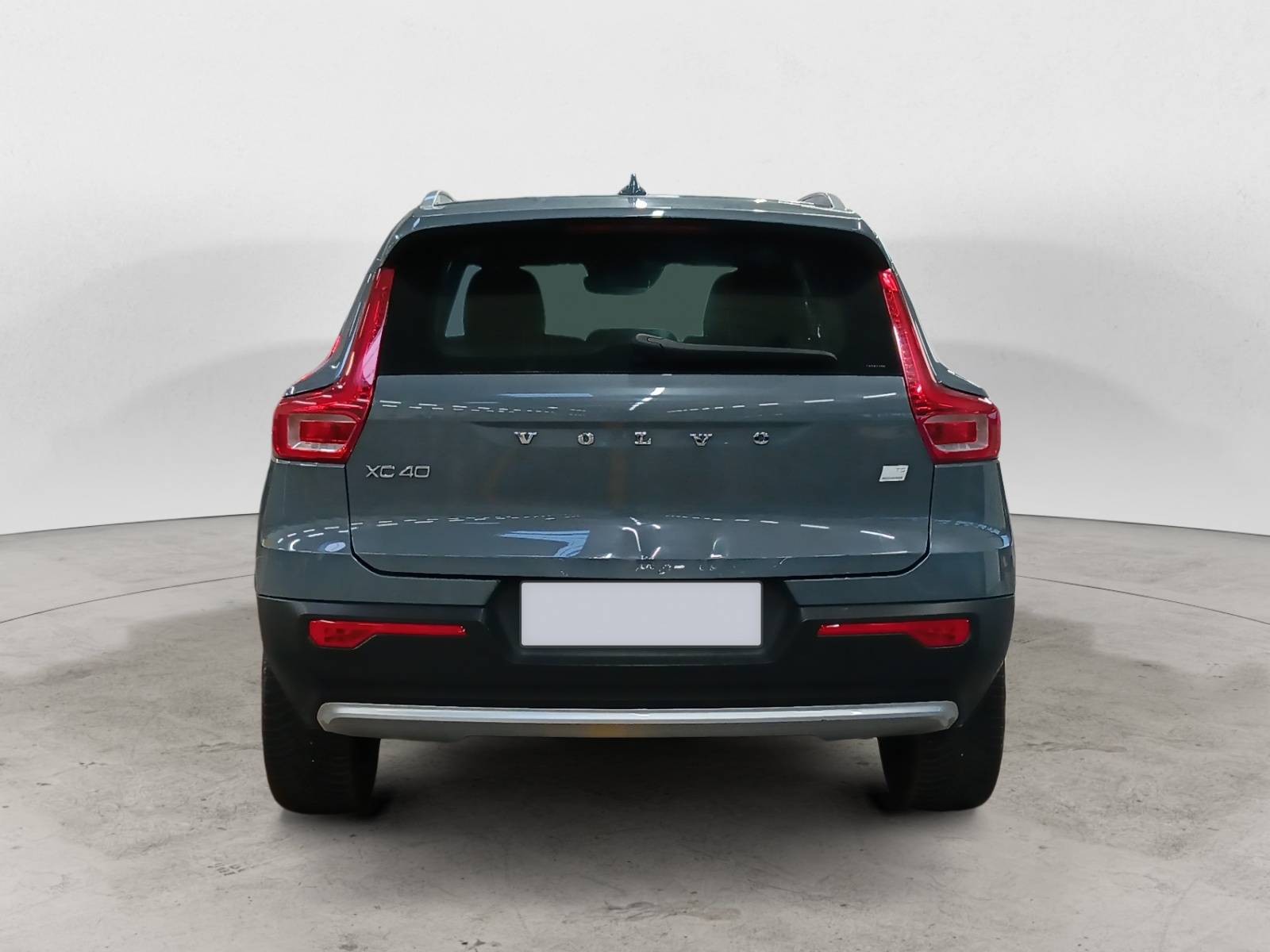VOLVO - XC40 - #839918 - 5