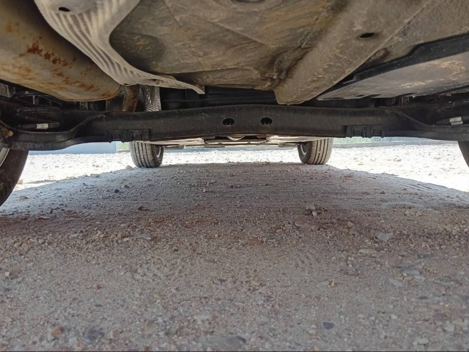 VOLKSWAGEN - TAIGO - #848144 - 27