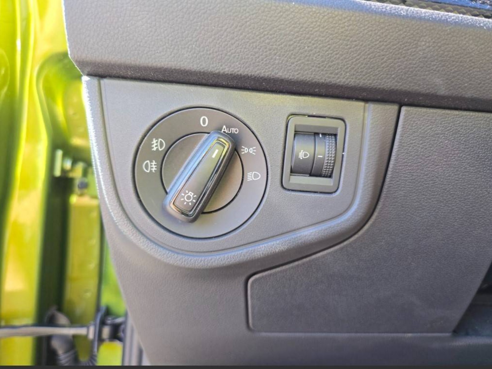 VOLKSWAGEN - TAIGO - #848165 - 7