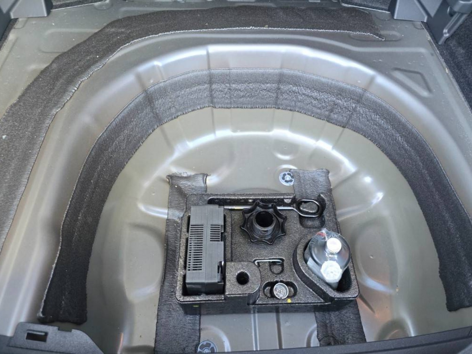 VOLKSWAGEN - TAIGO - #848171 - 8