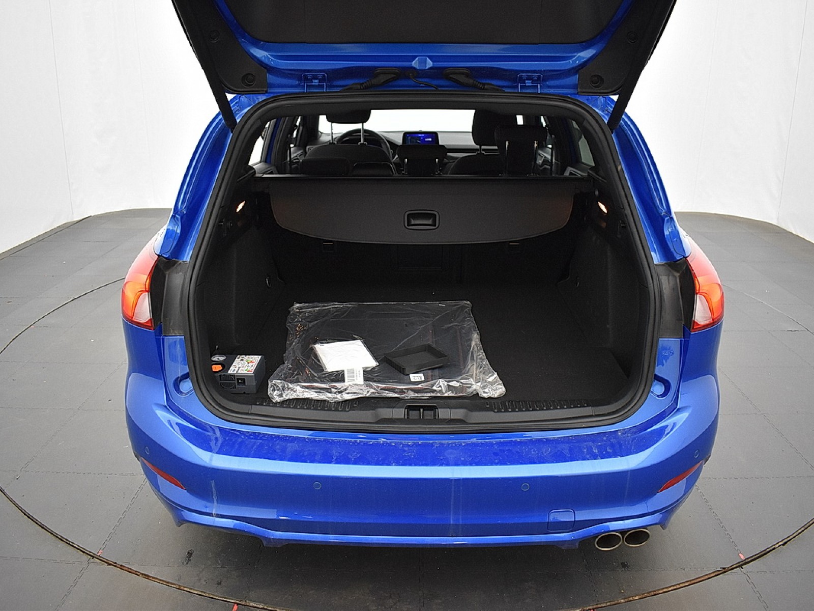 FORD - FOCUS SW - #177414 - 13