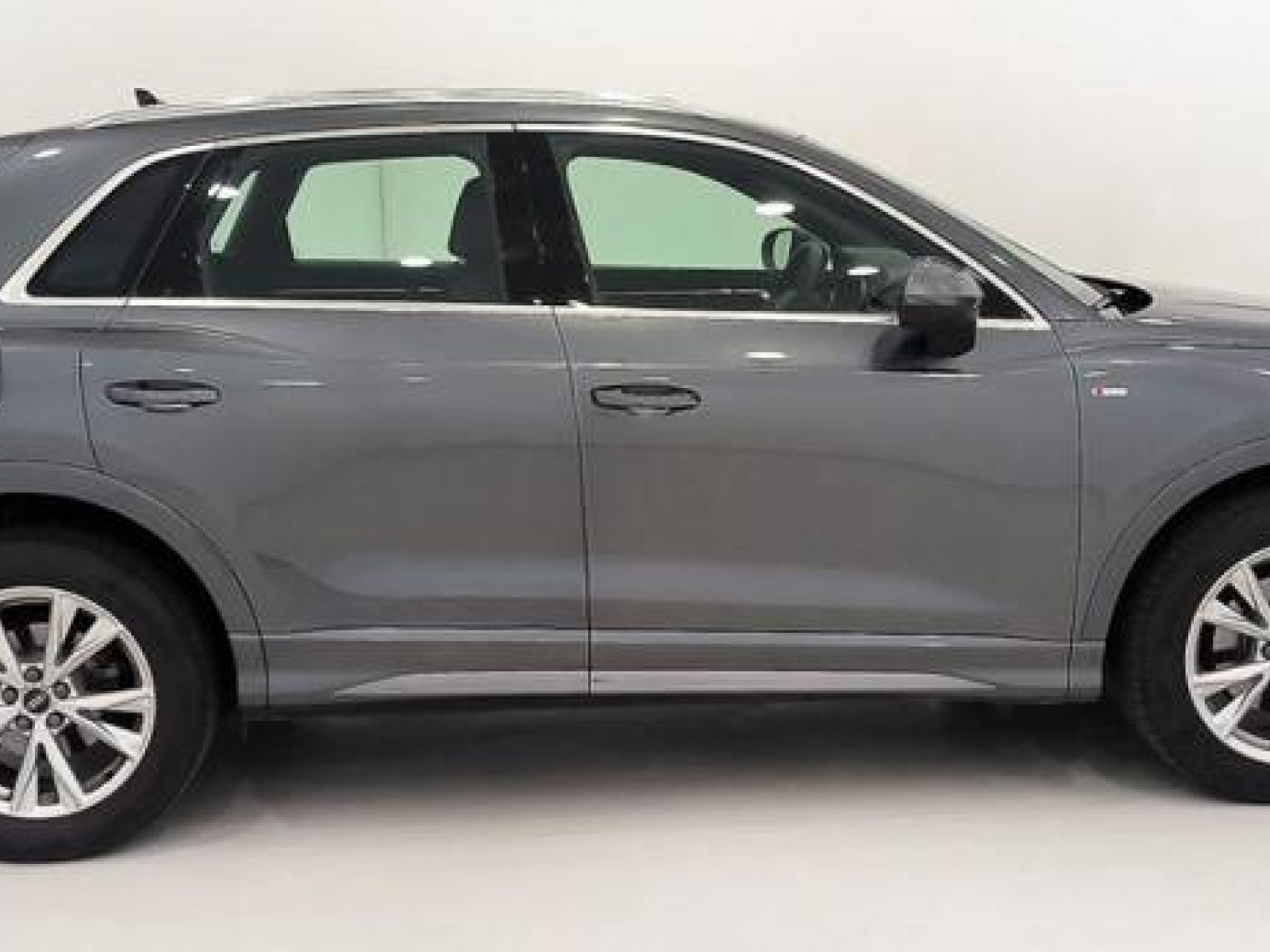 AUDI - Q3 - #848167 - 4