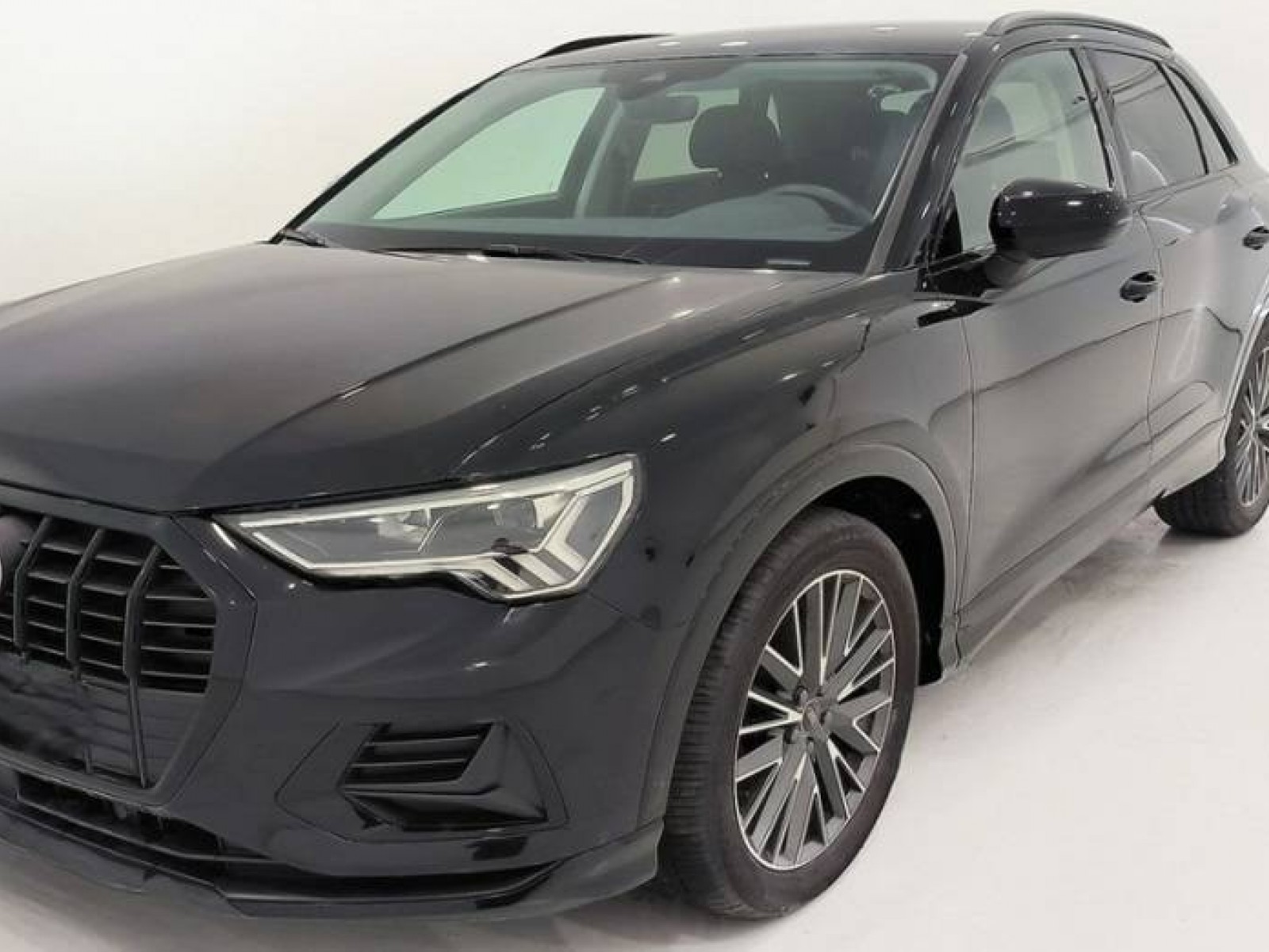 AUDI - Q3 - #848241 - 0