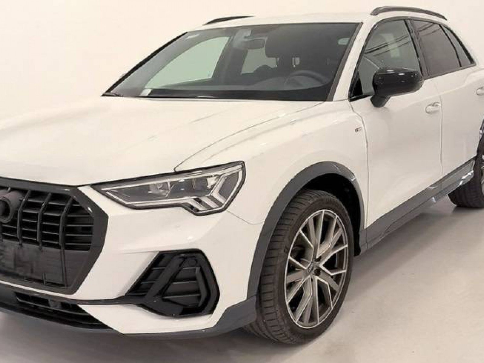 AUDI - Q3 - #848239 - 0