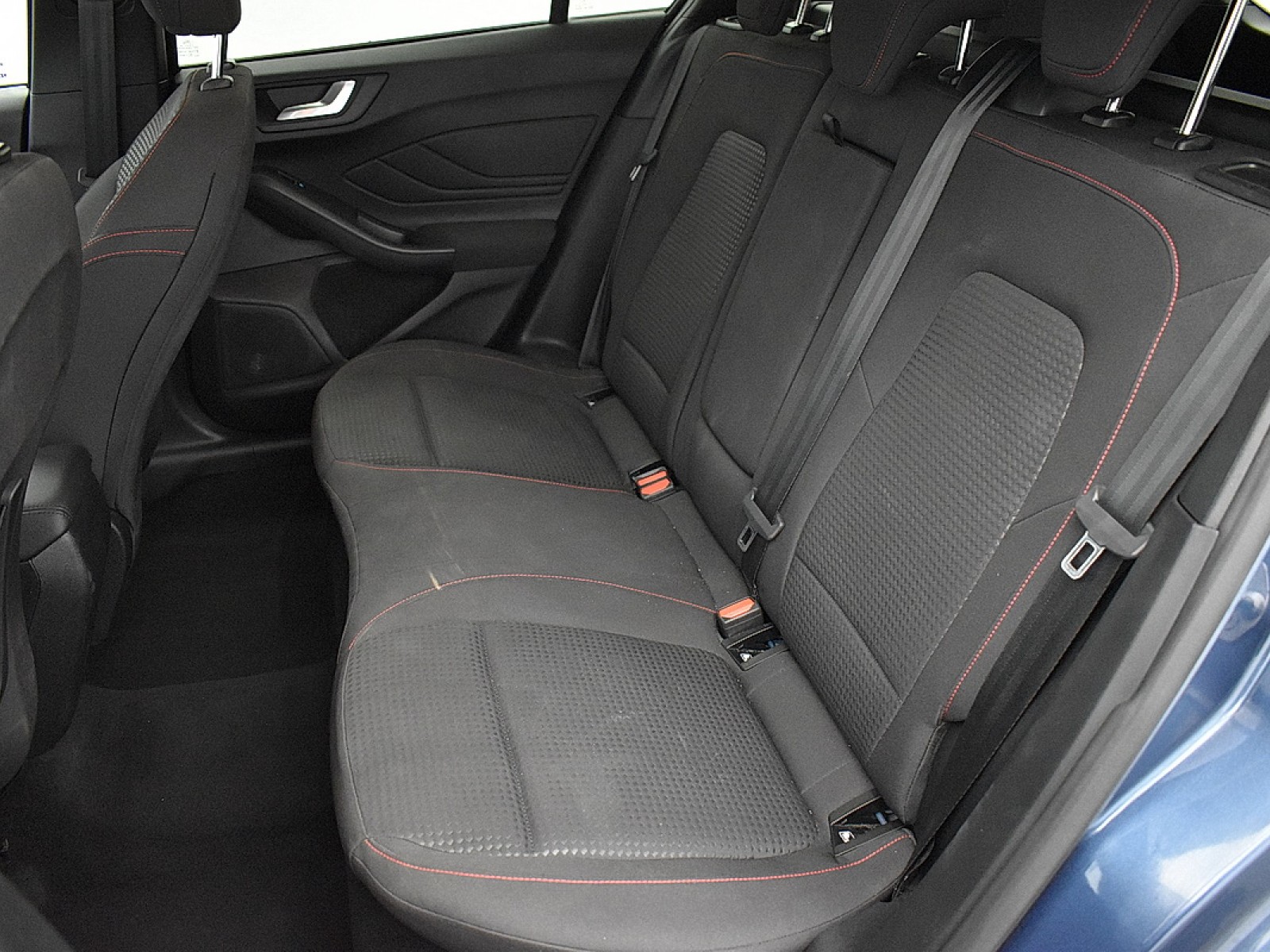 FORD - FOCUS SW - #177390 - 8
