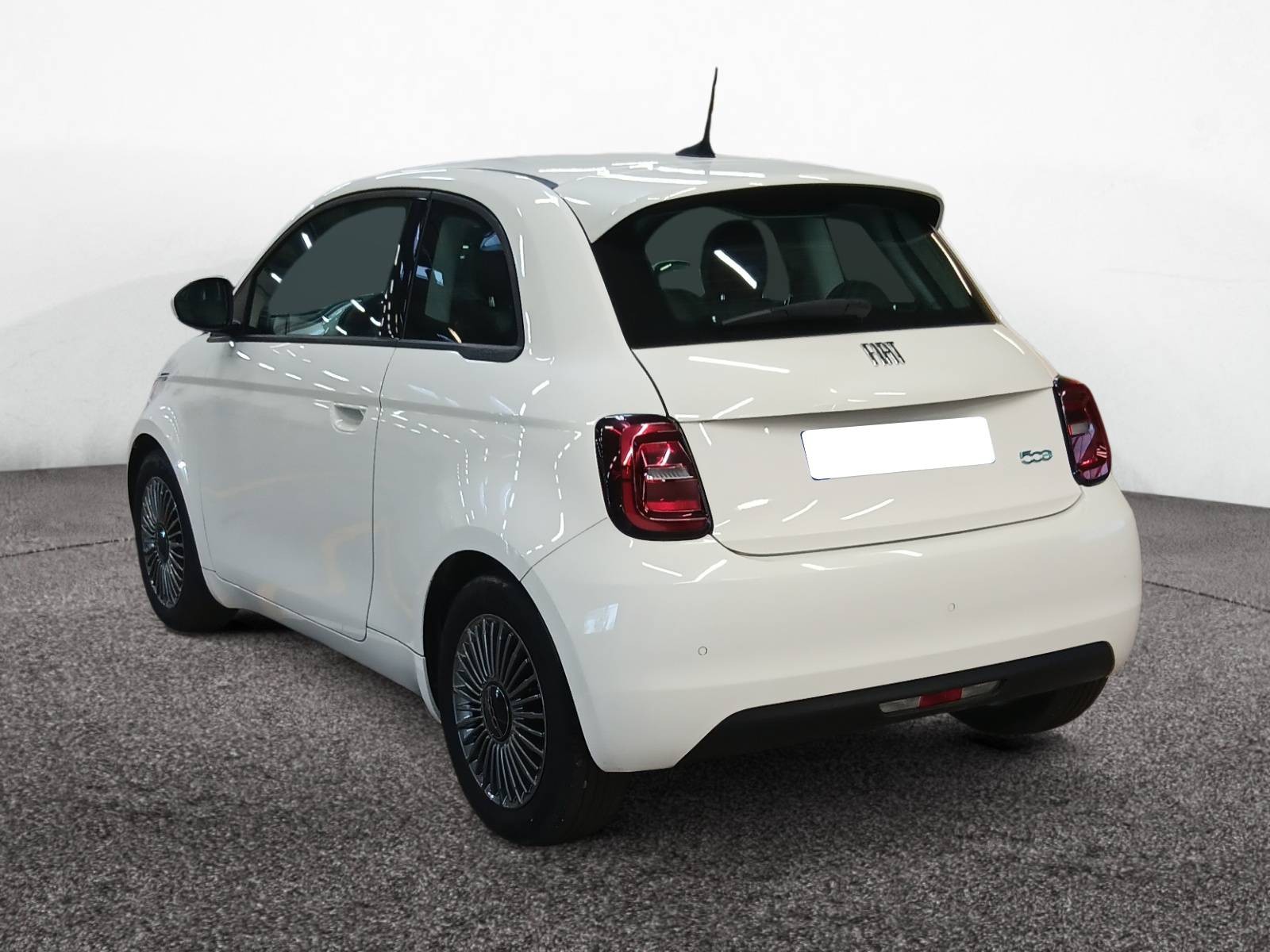 FIAT - 500e BERLINE MY22 SERIE 1 STEP 2 - #848570 - 2