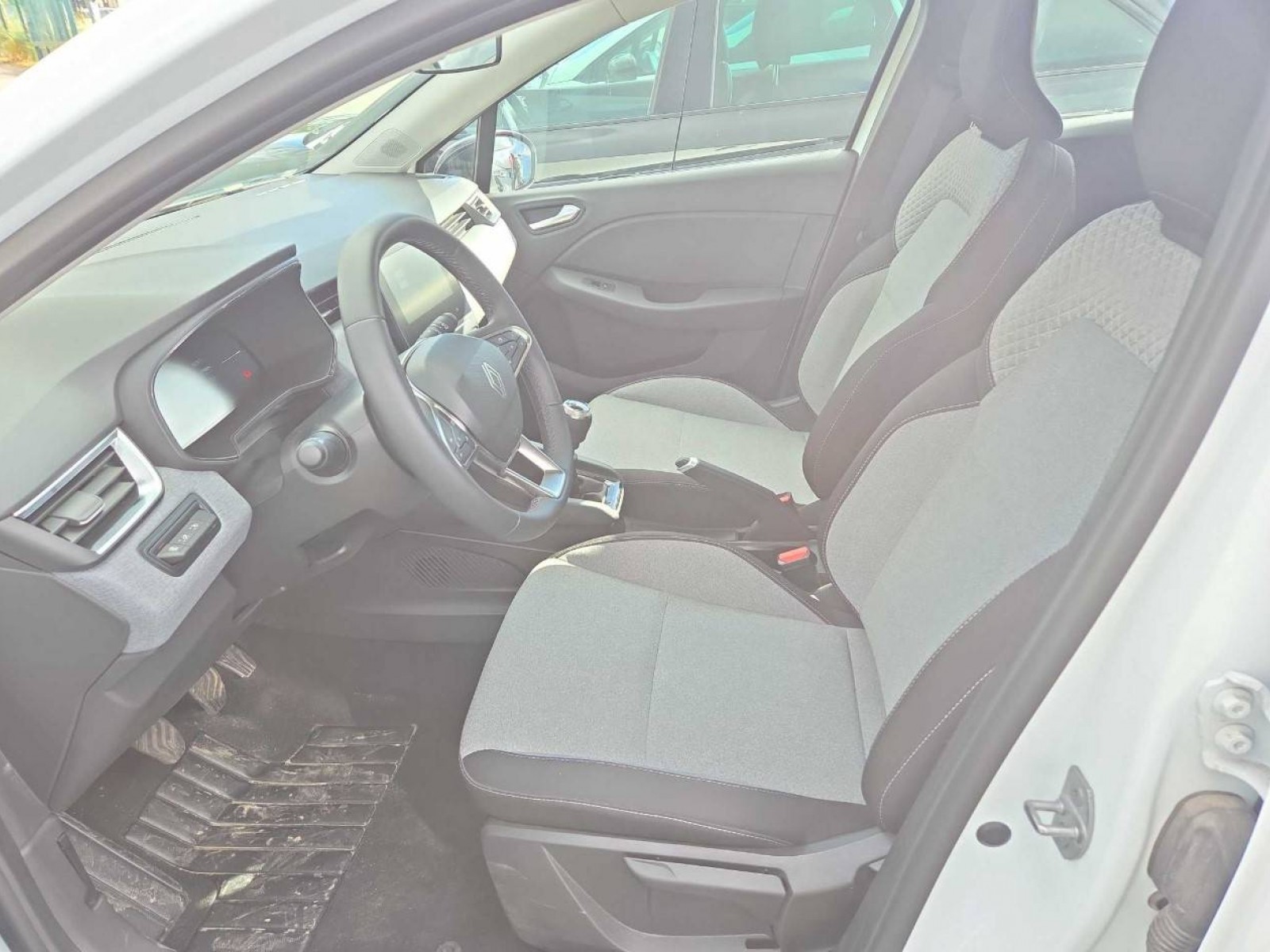 RENAULT - CLIO V - #848642 - 7