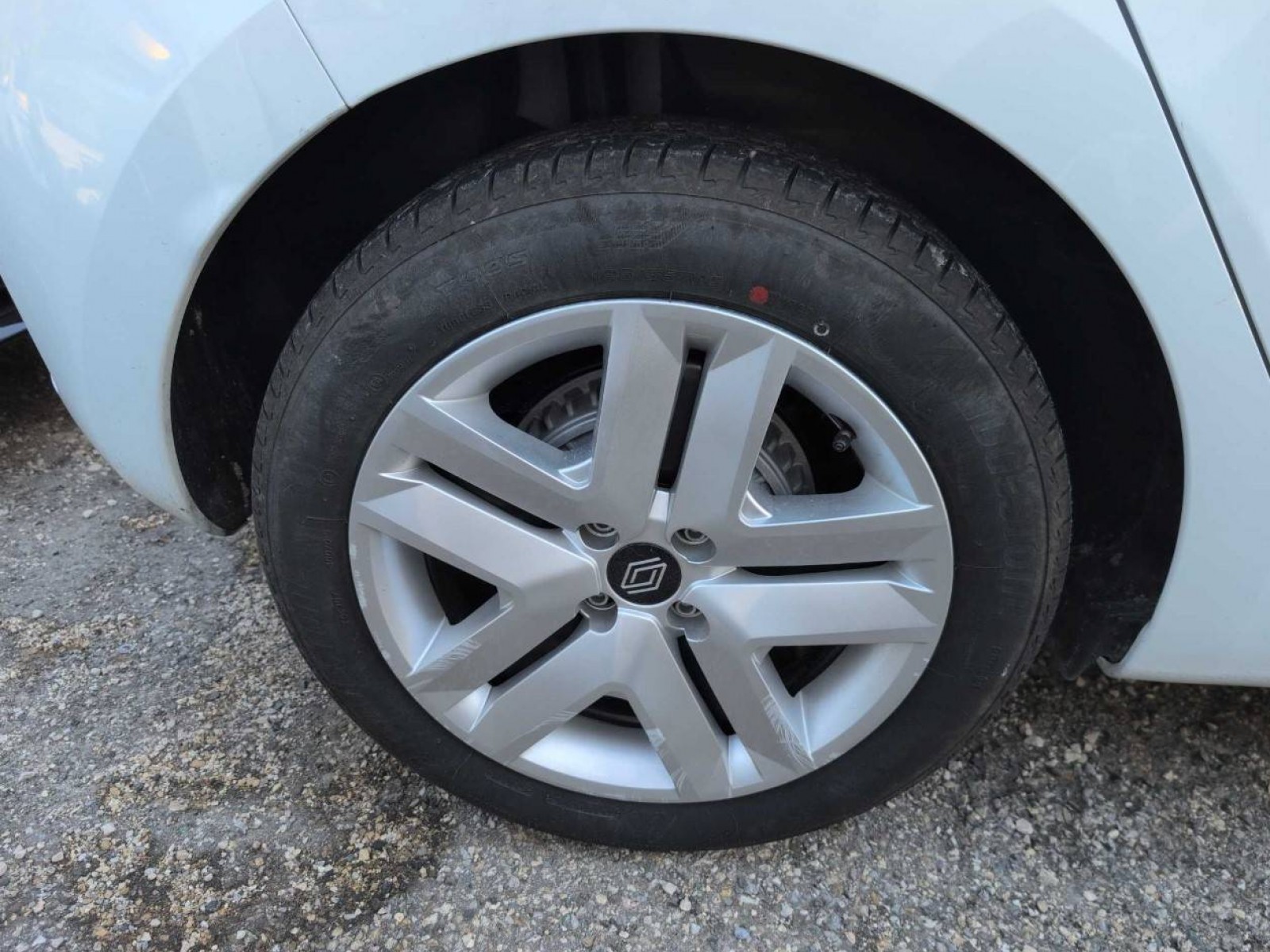 RENAULT - CLIO V - #848645 - 19