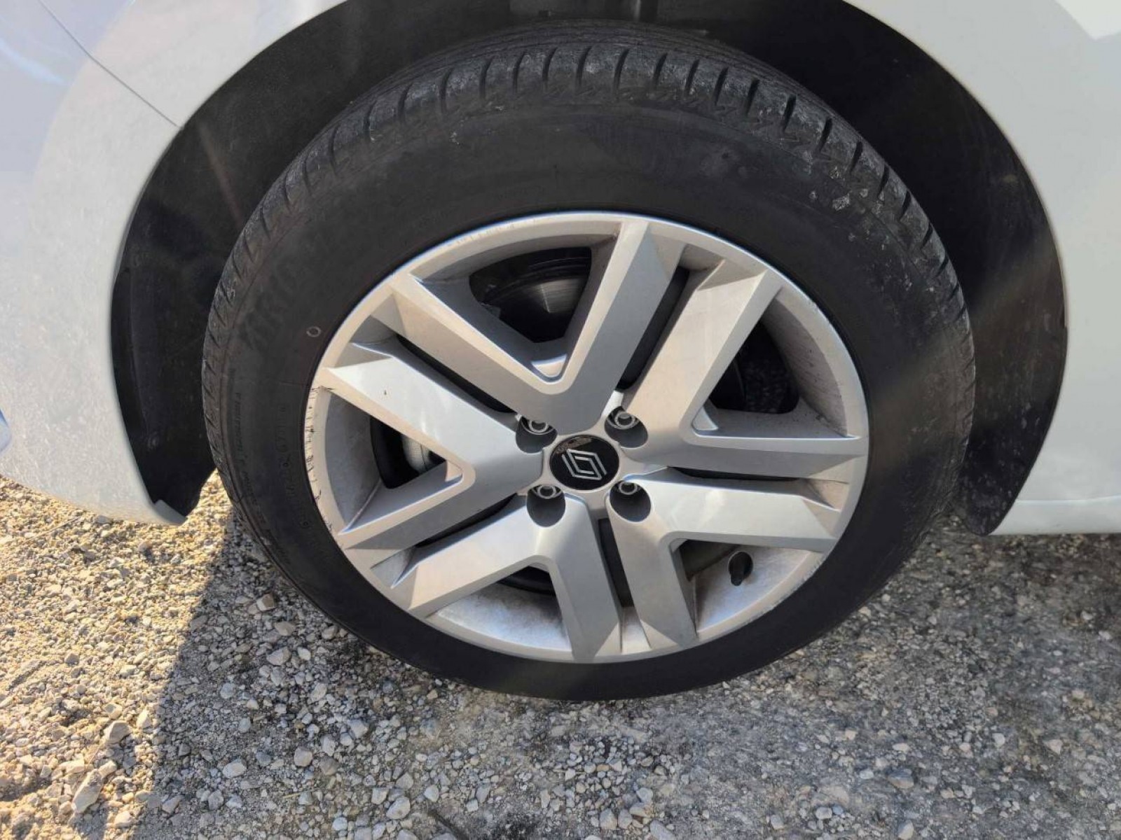 RENAULT - CLIO V - #848646 - 13