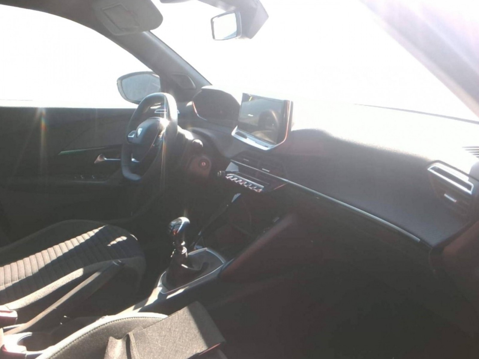 PEUGEOT - 2008 - #847728 - 8