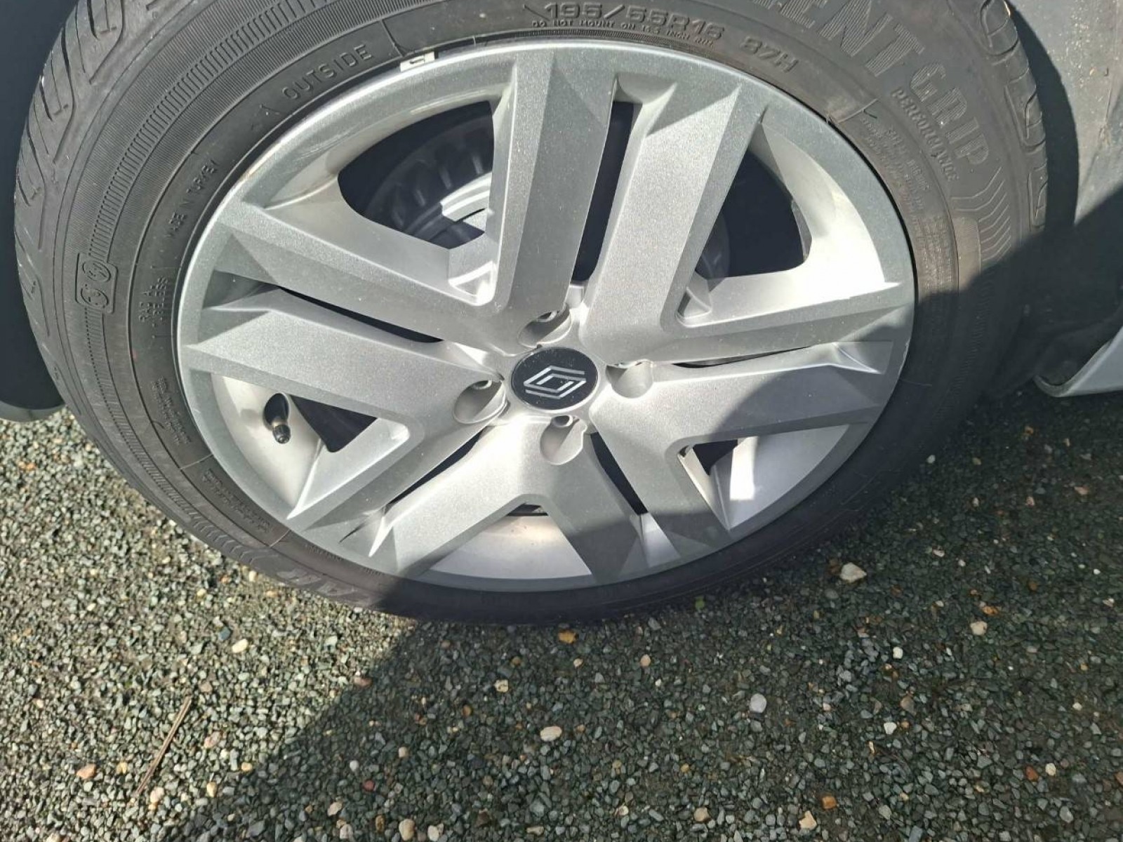 RENAULT - CLIO V - #848648 - 18