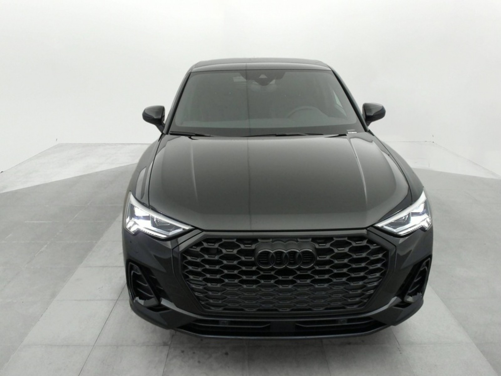 AUDI - Q3 Sportback - #847798 - 3