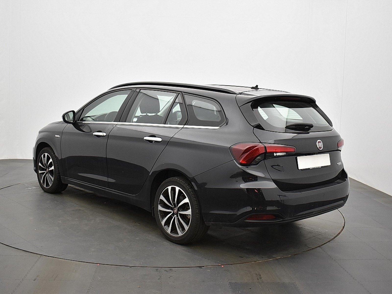 FIAT - TIPO STATION WAGON MY19 E6D - #181917 - 2