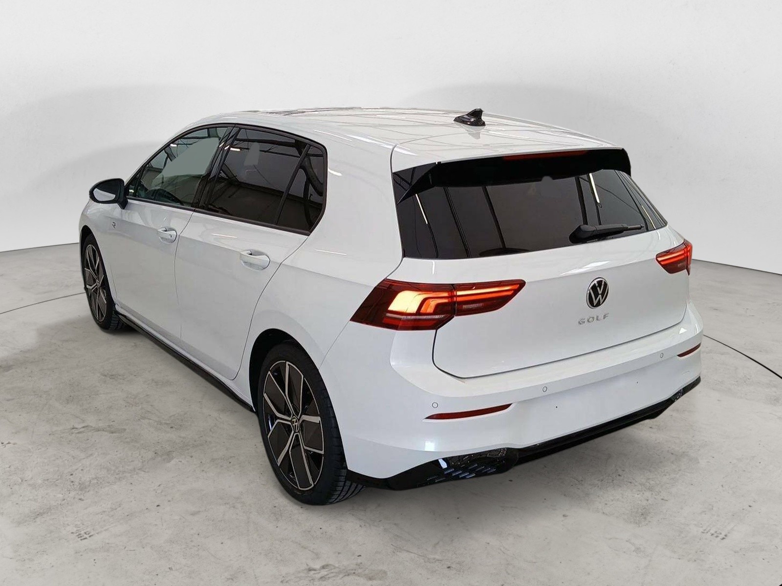 VOLKSWAGEN - GOLF - #625368 - 2