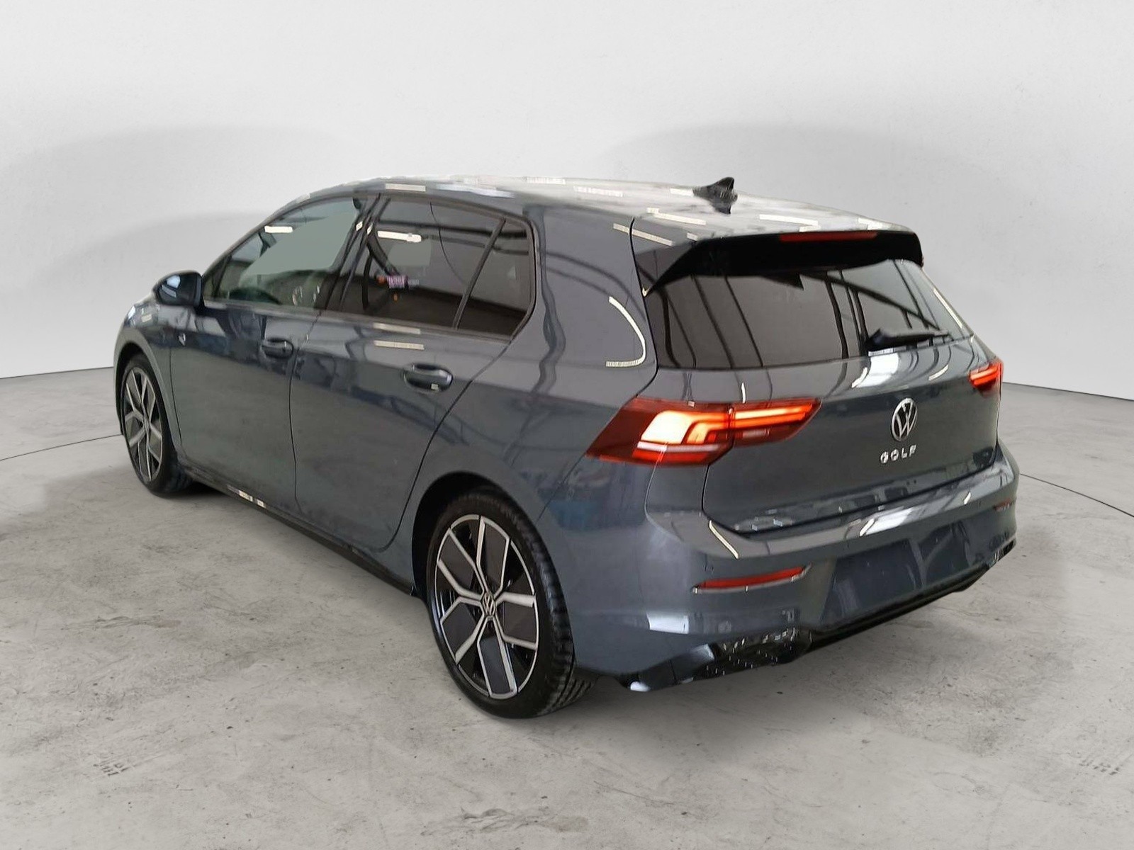 VOLKSWAGEN - GOLF - #625393 - 2