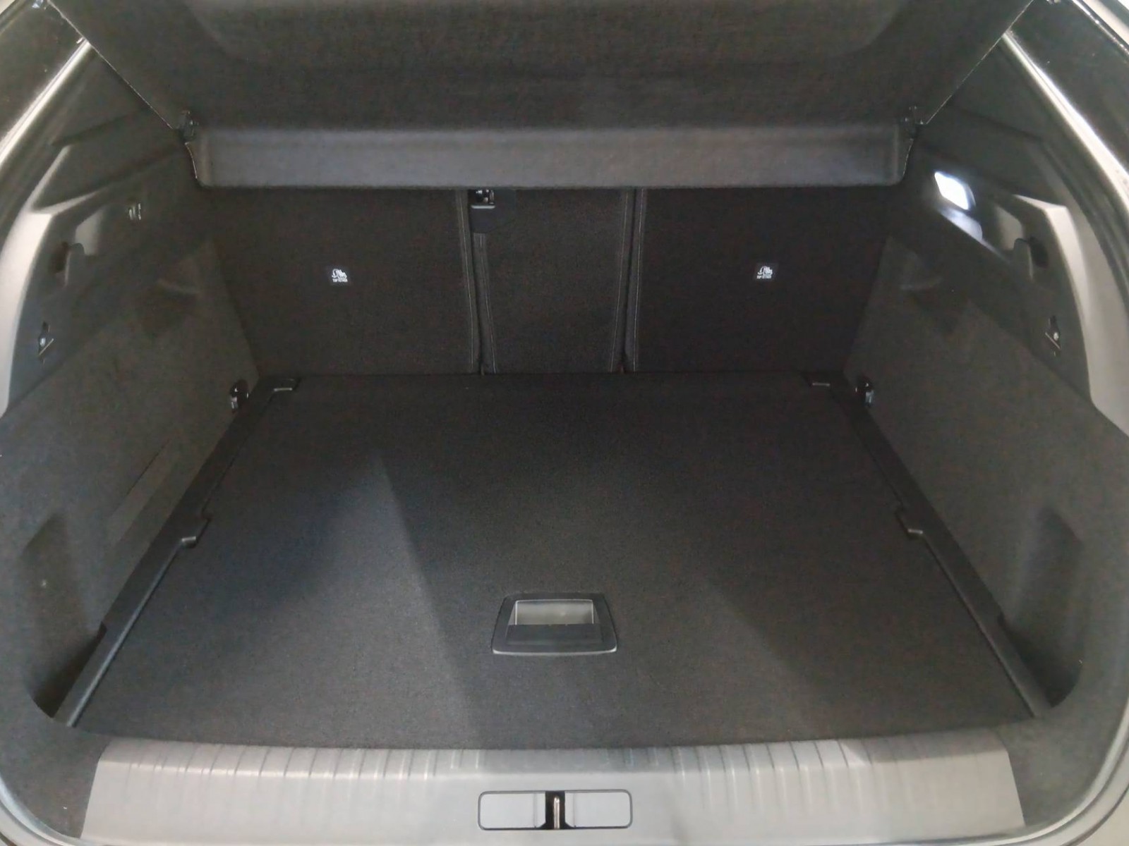 PEUGEOT - 3008 - #842138 - 10