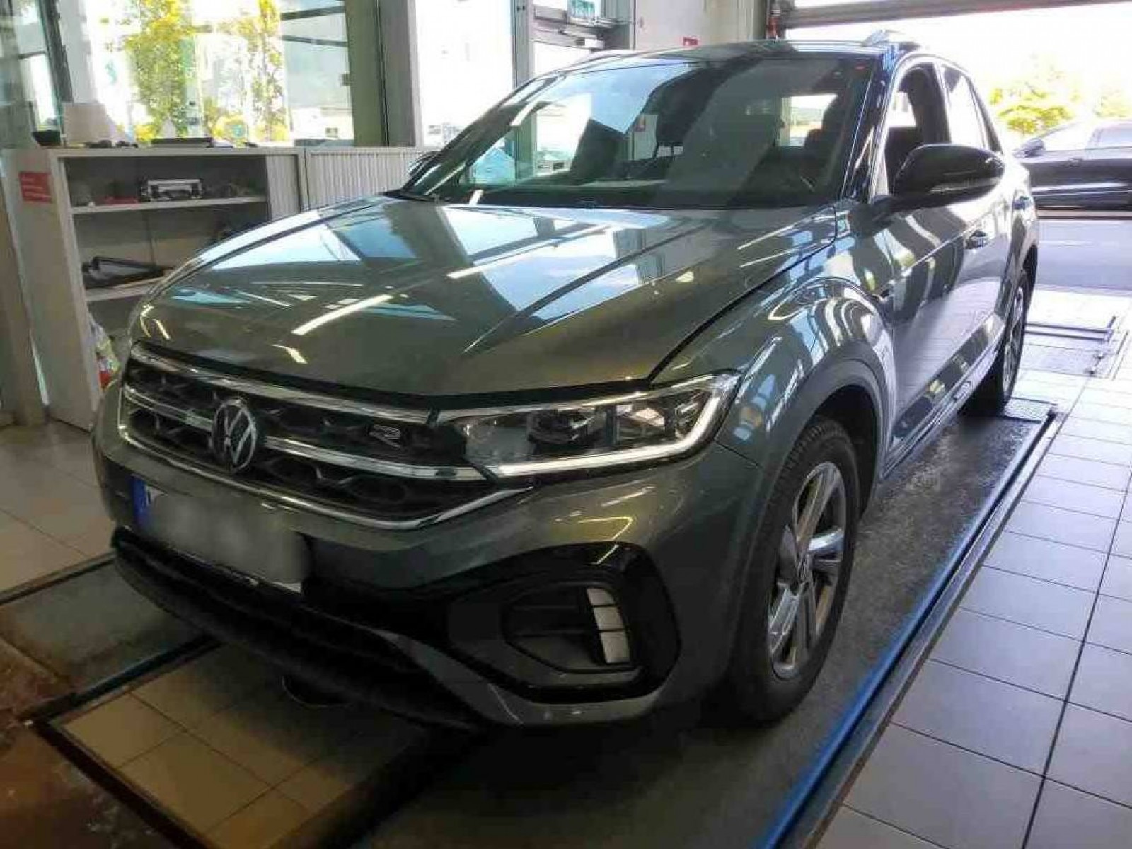 VOLKSWAGEN - T-ROC - #849242 - 0