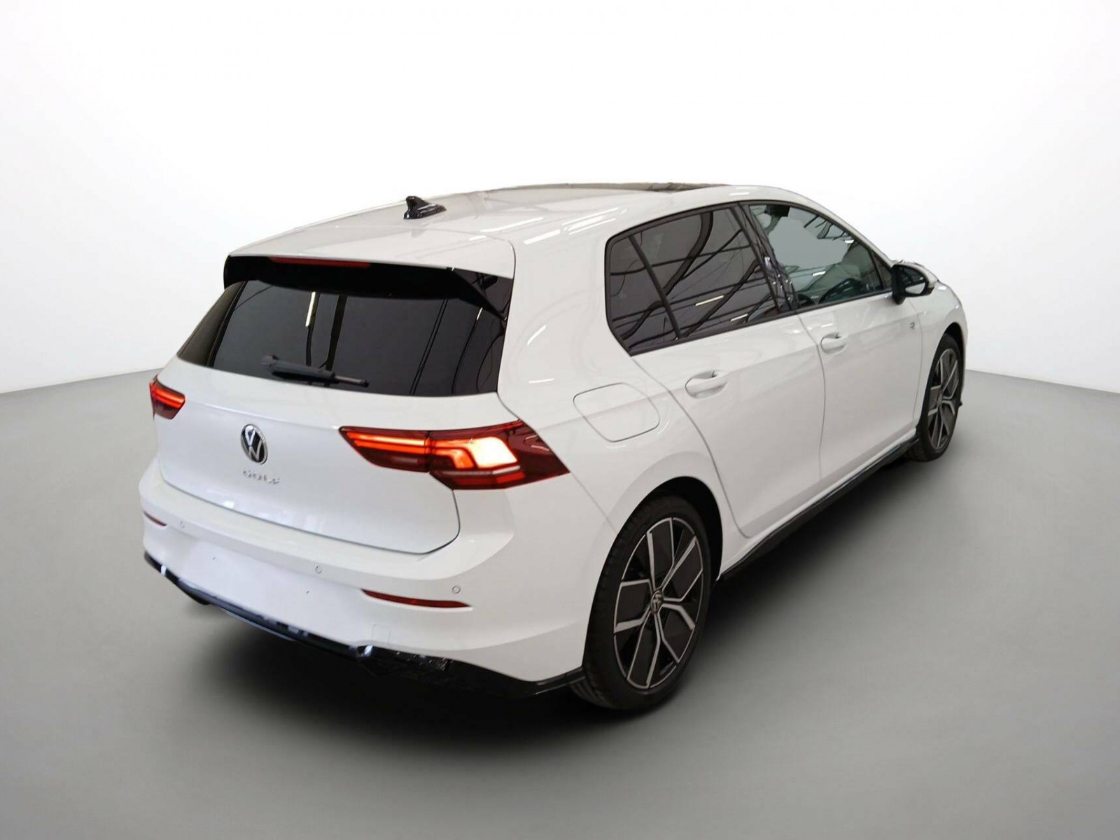 VOLKSWAGEN - GOLF - #625410 - 10