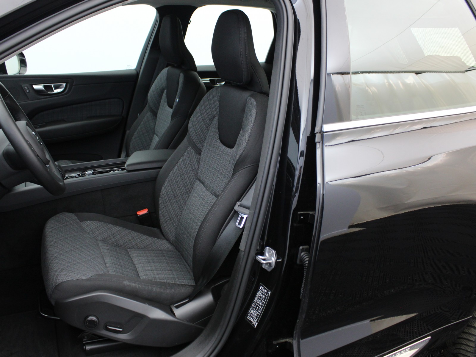 VOLVO - XC60 - #182083 - 7