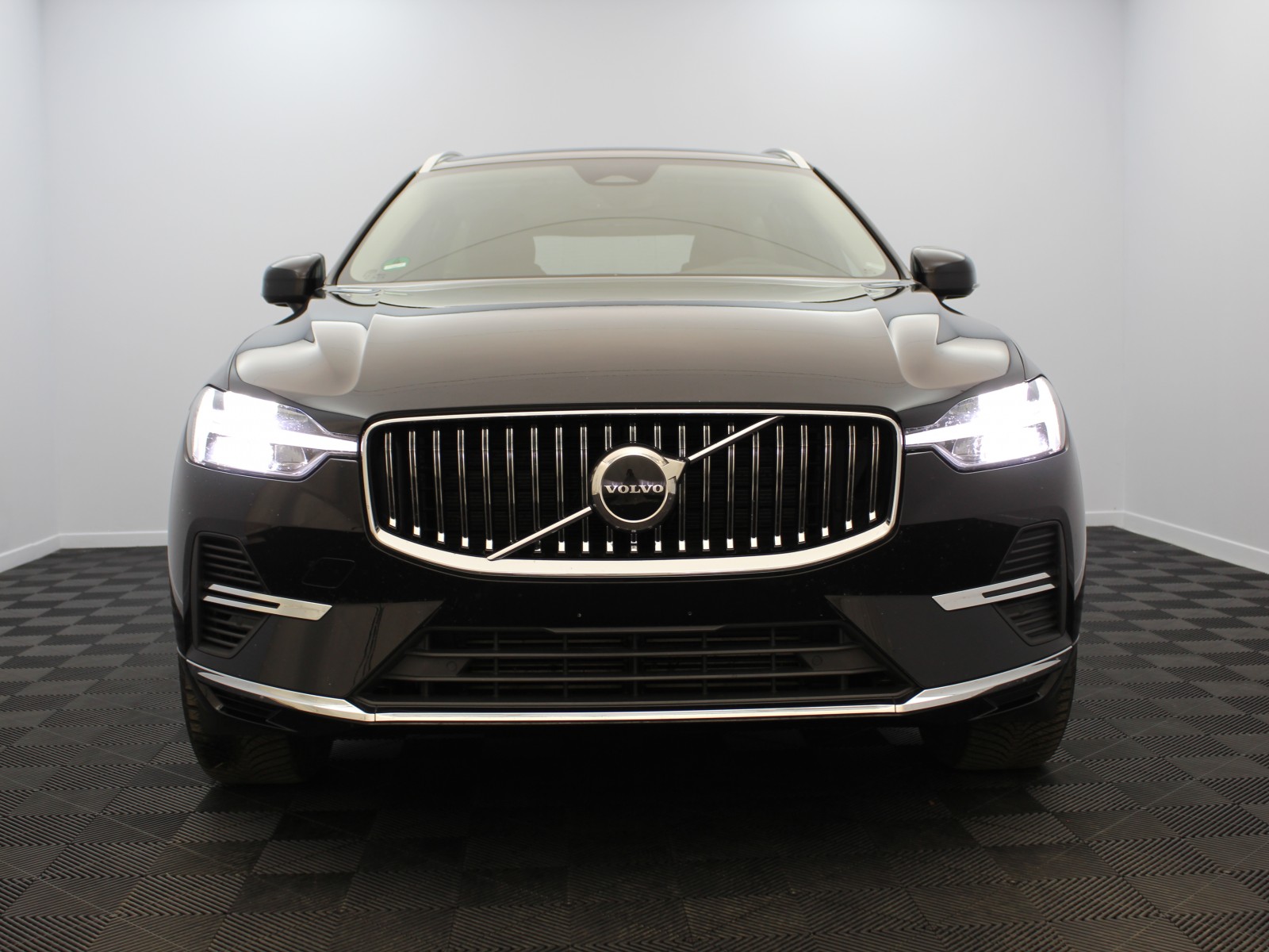 VOLVO - XC60 - #182083 - 4
