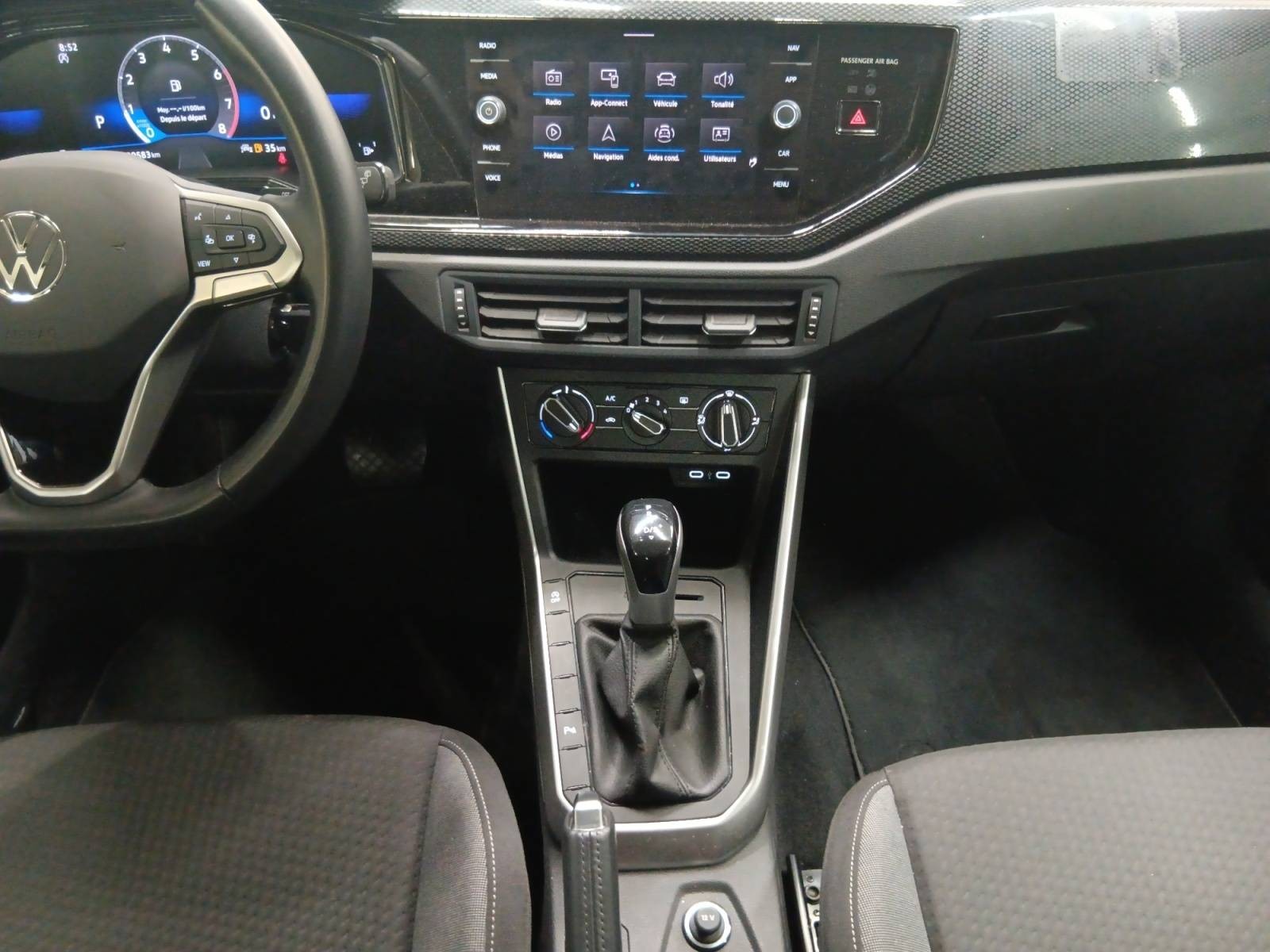 VOLKSWAGEN - POLO - #842755 - 10