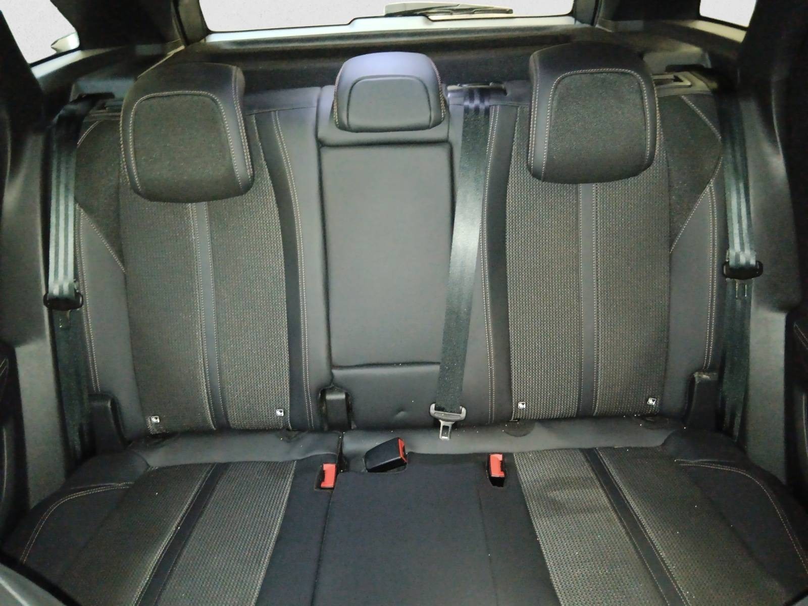 PEUGEOT - 3008 - #849449 - 9