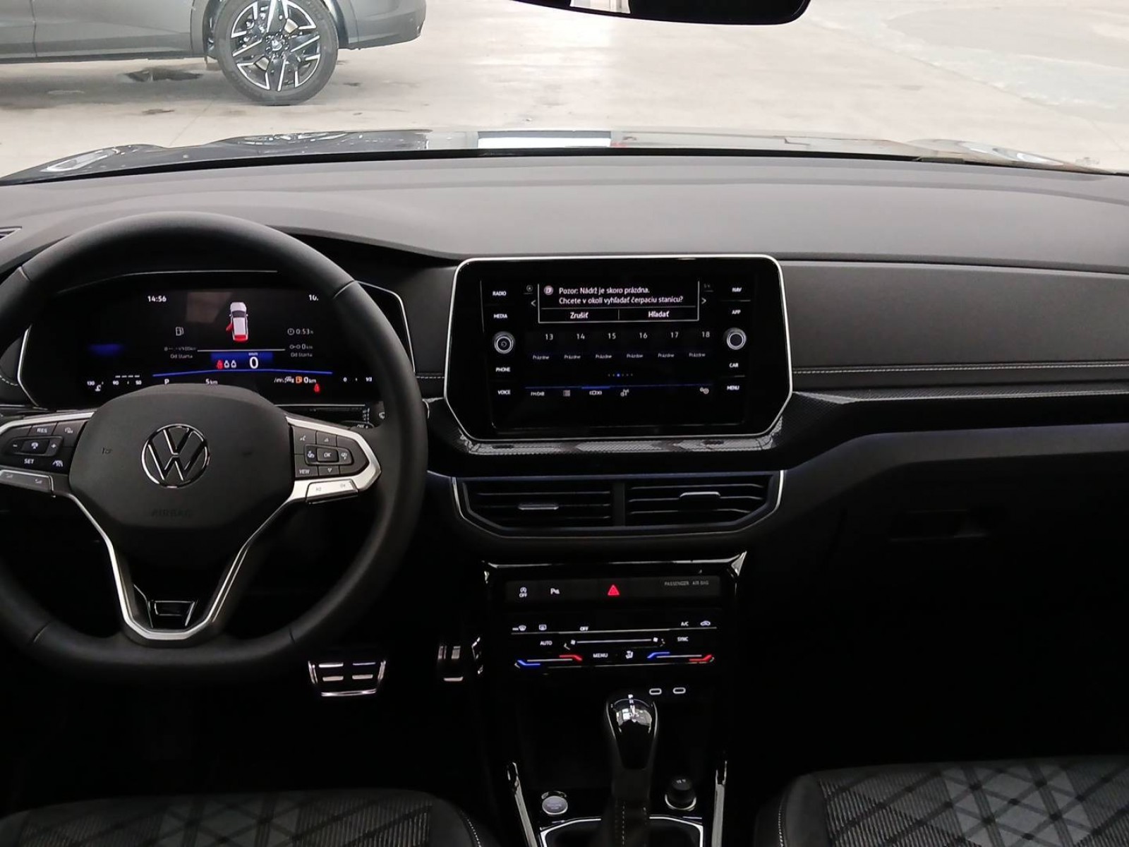 VOLKSWAGEN - T-CROSS - #735333 - 9