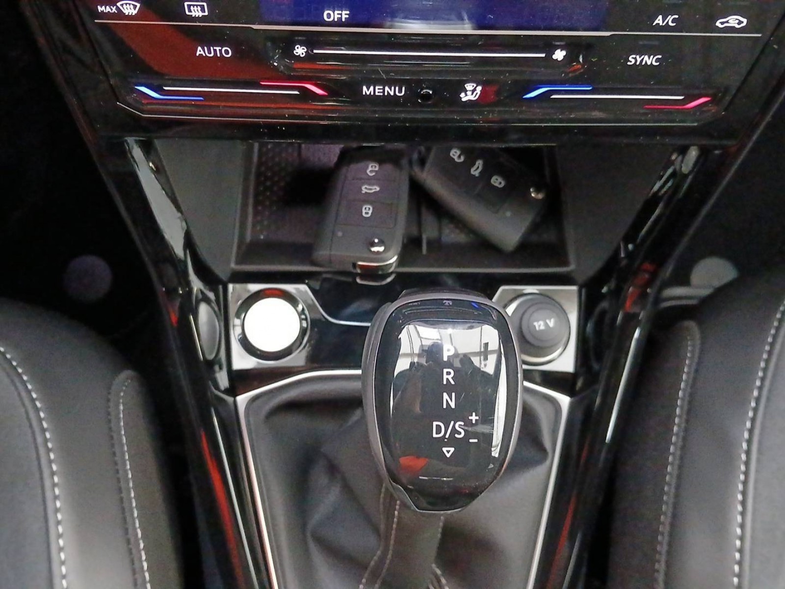 VOLKSWAGEN - T-CROSS - #735333 - 13