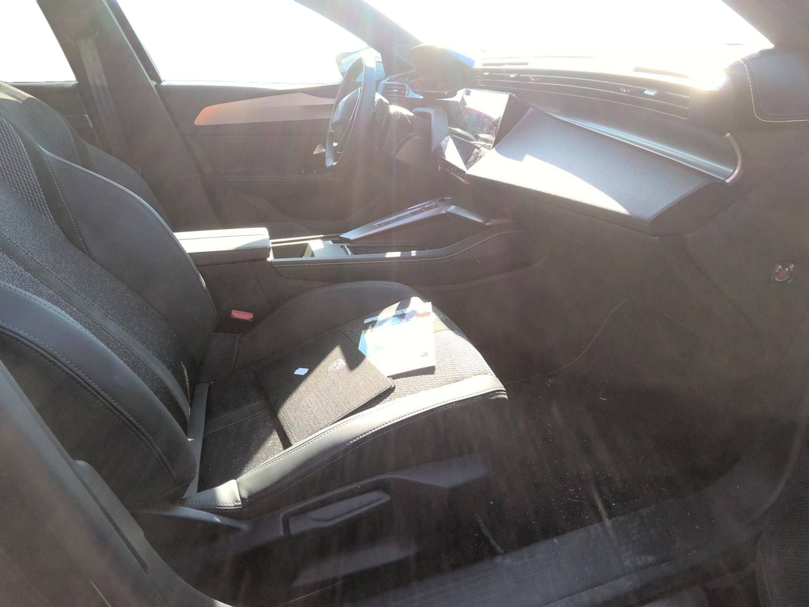 PEUGEOT - 408 - #844024 - 2