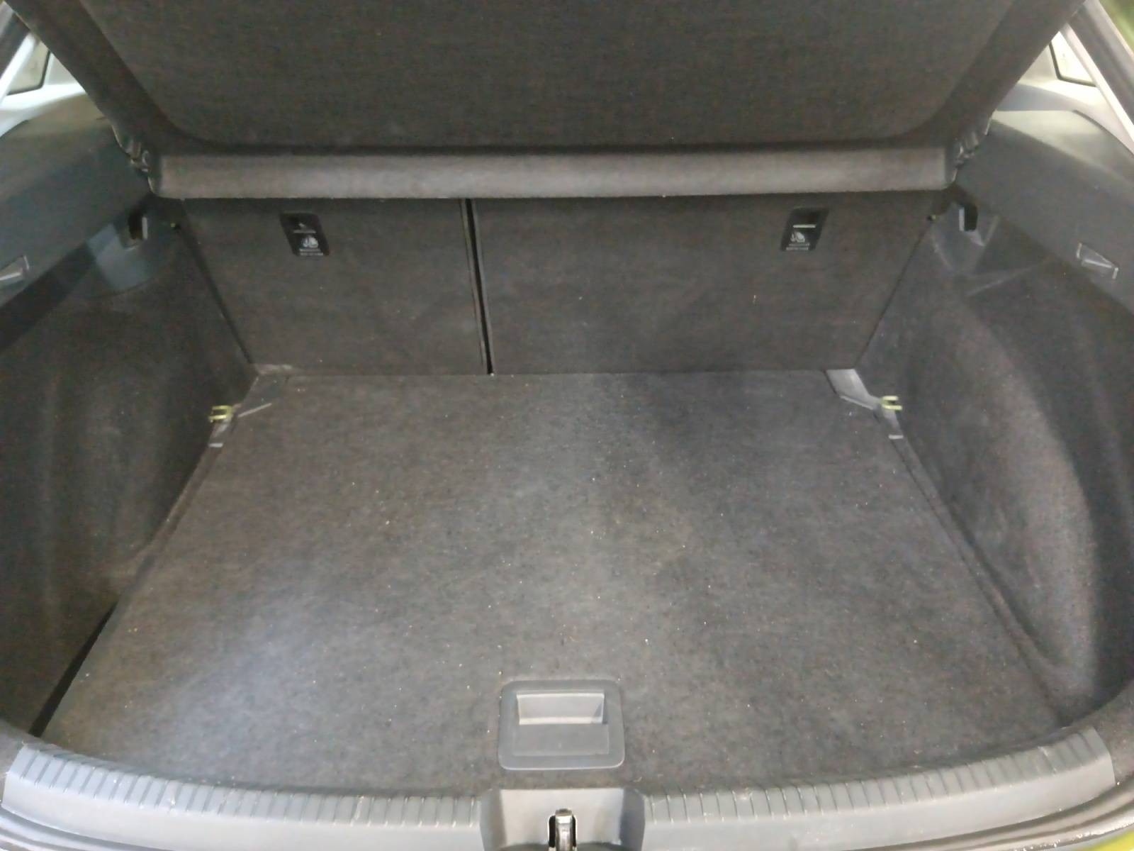 VOLKSWAGEN - TAIGO - #848165 - 12