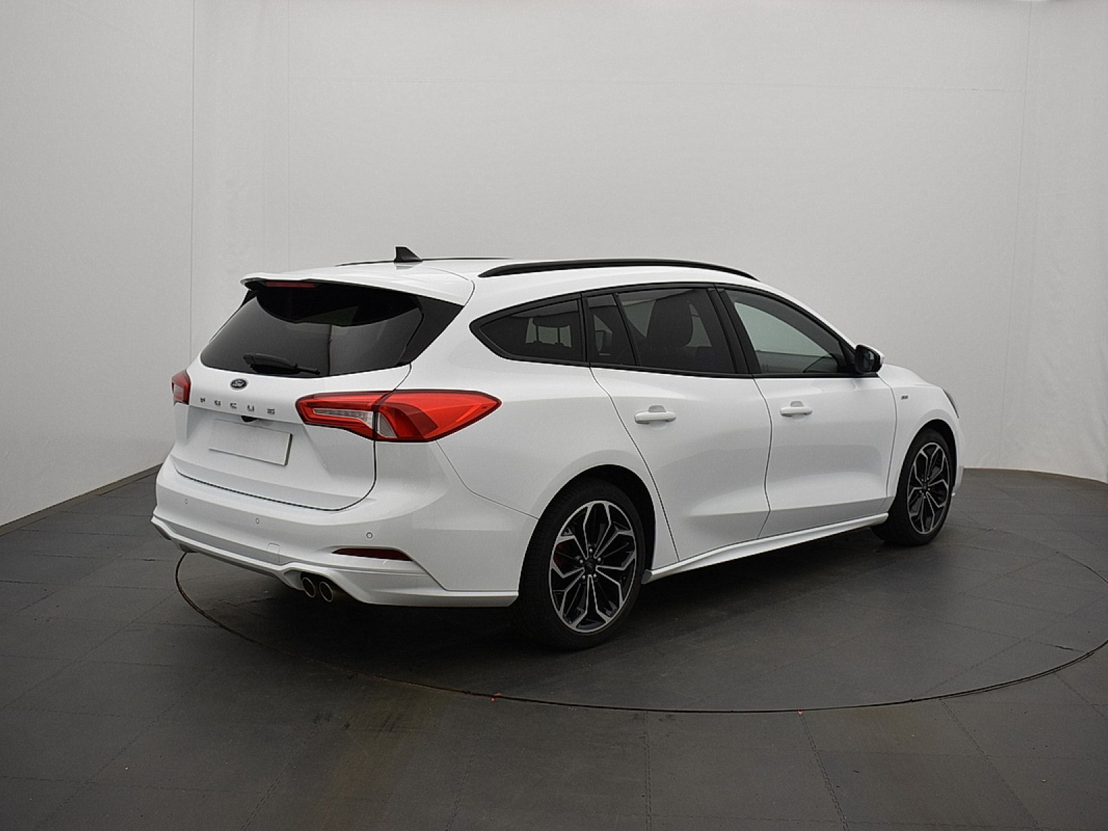 FORD - FOCUS SW - #177418 - 3