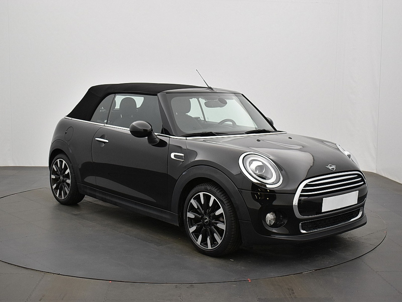 MINI - CABRIOLET F57 LCI - #181988 - 1