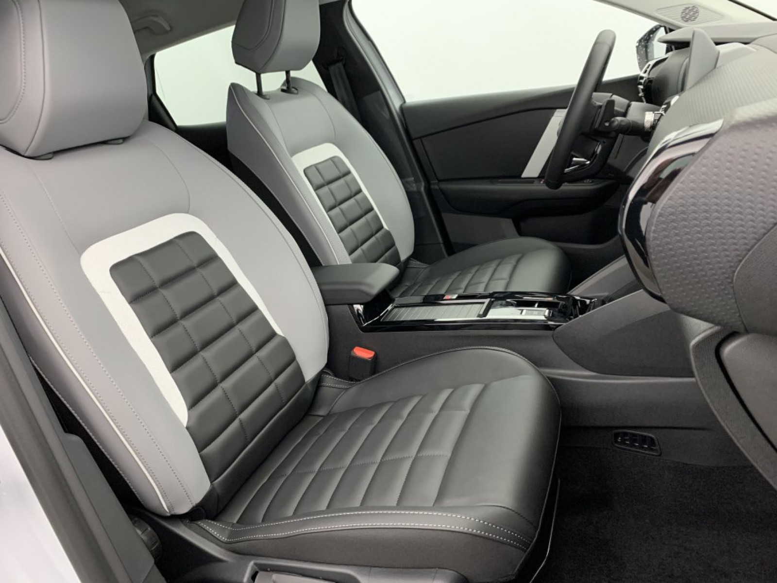 CITROEN - C4 - #850133 - 8