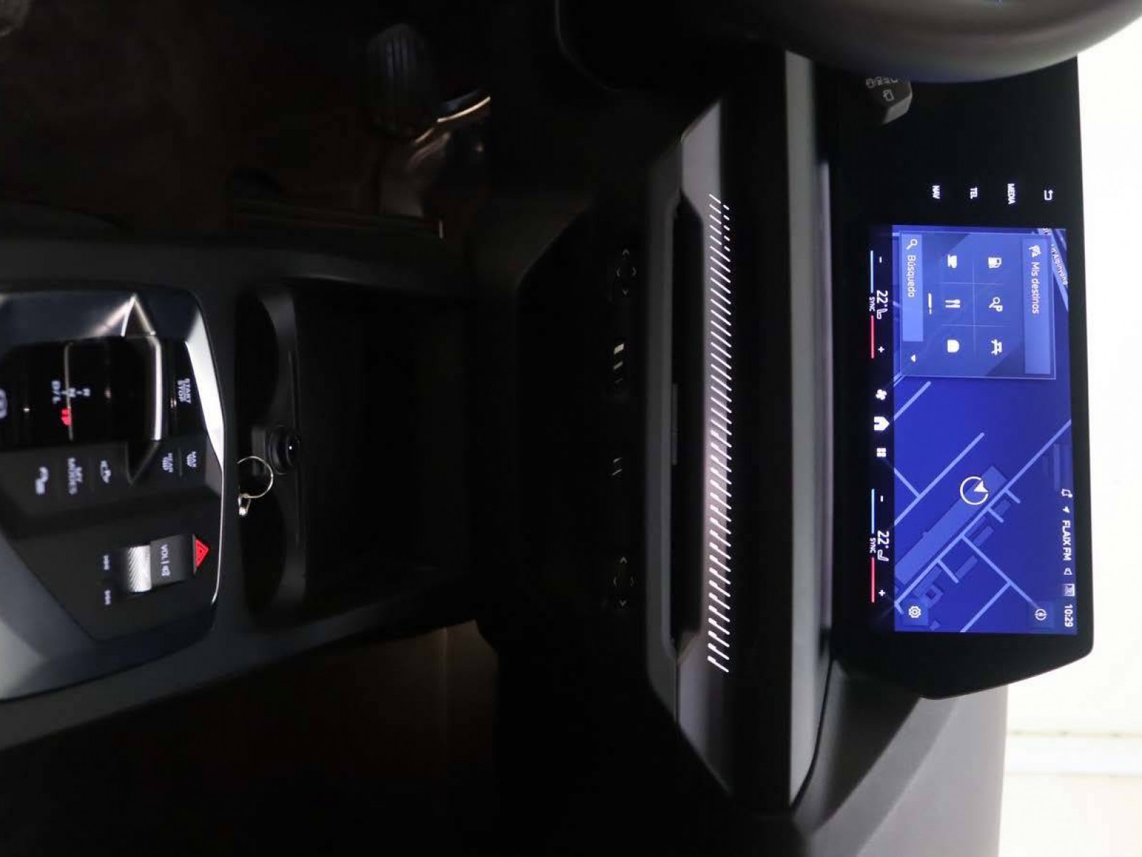 BMW - SERIE 1 F70 - #850096 - 8