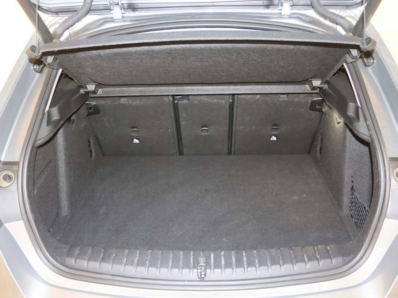 BMW - SERIE 1 F70 - #850096 - 10