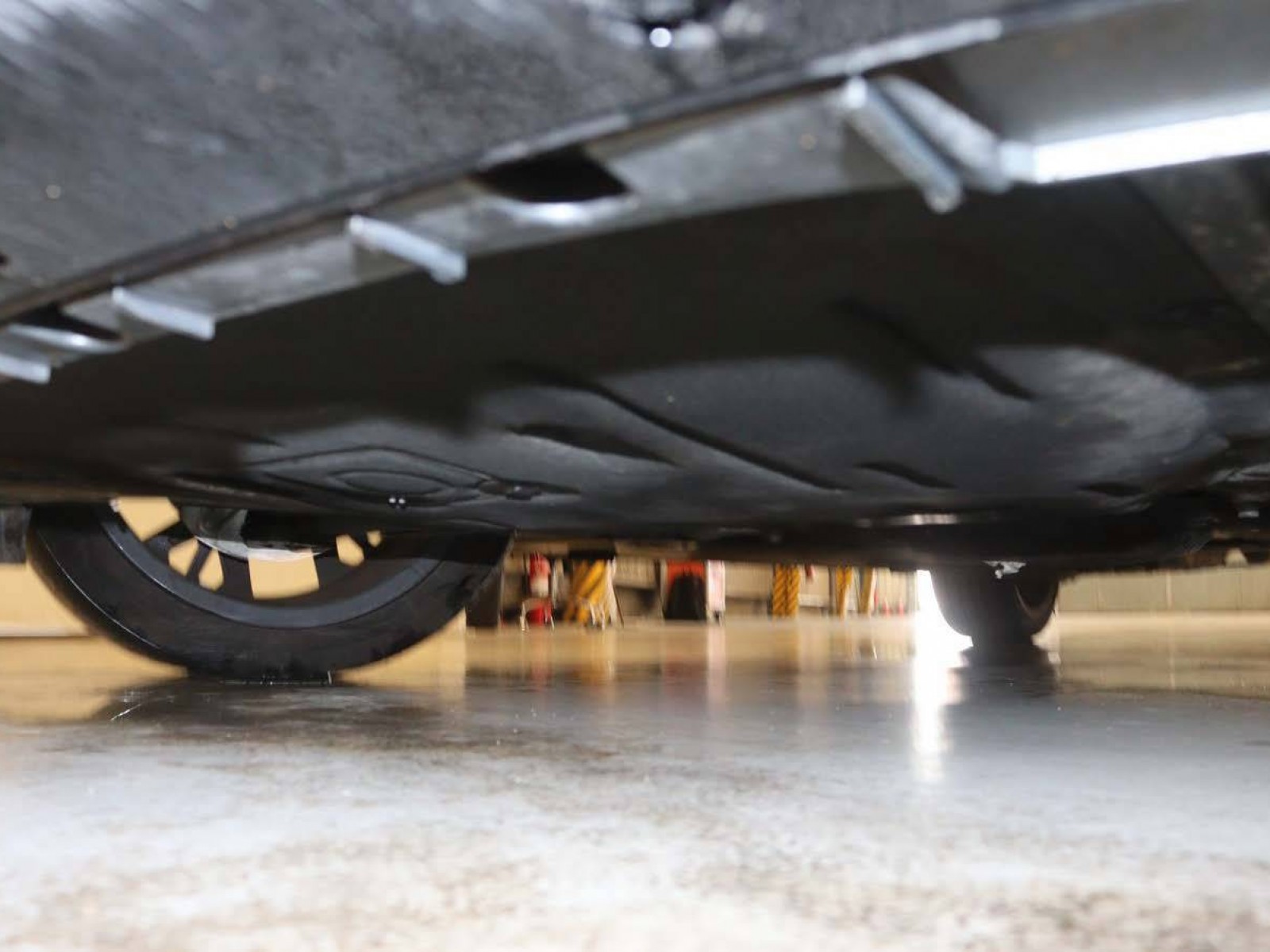 BMW - SERIE 1 F70 - #850096 - 30