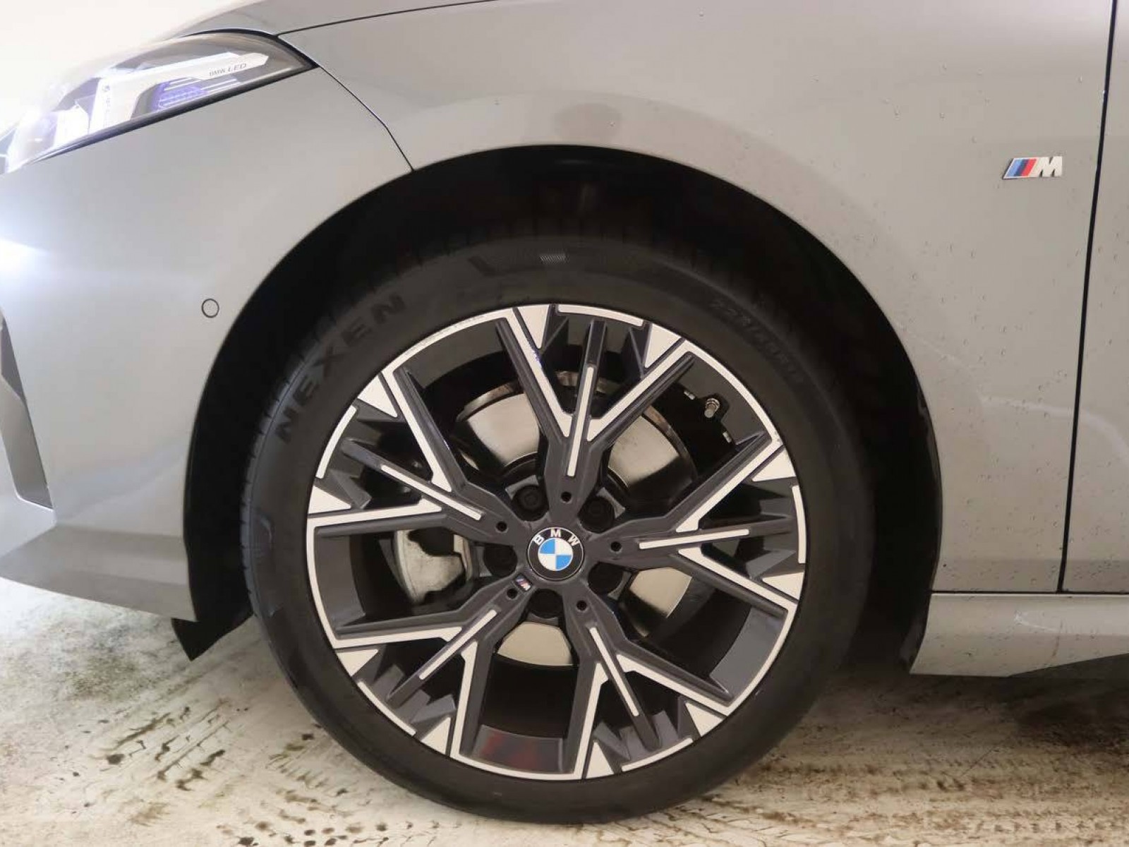 BMW - SERIE 1 F70 - #850096 - 26