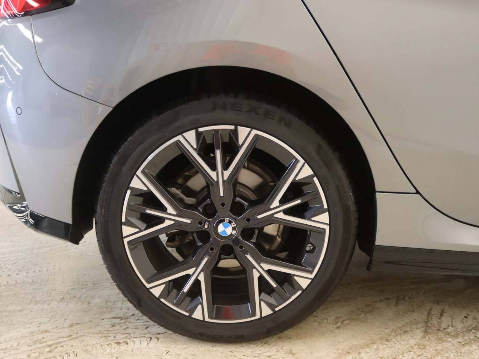 BMW - SERIE 1 F70 - #850096 - 24